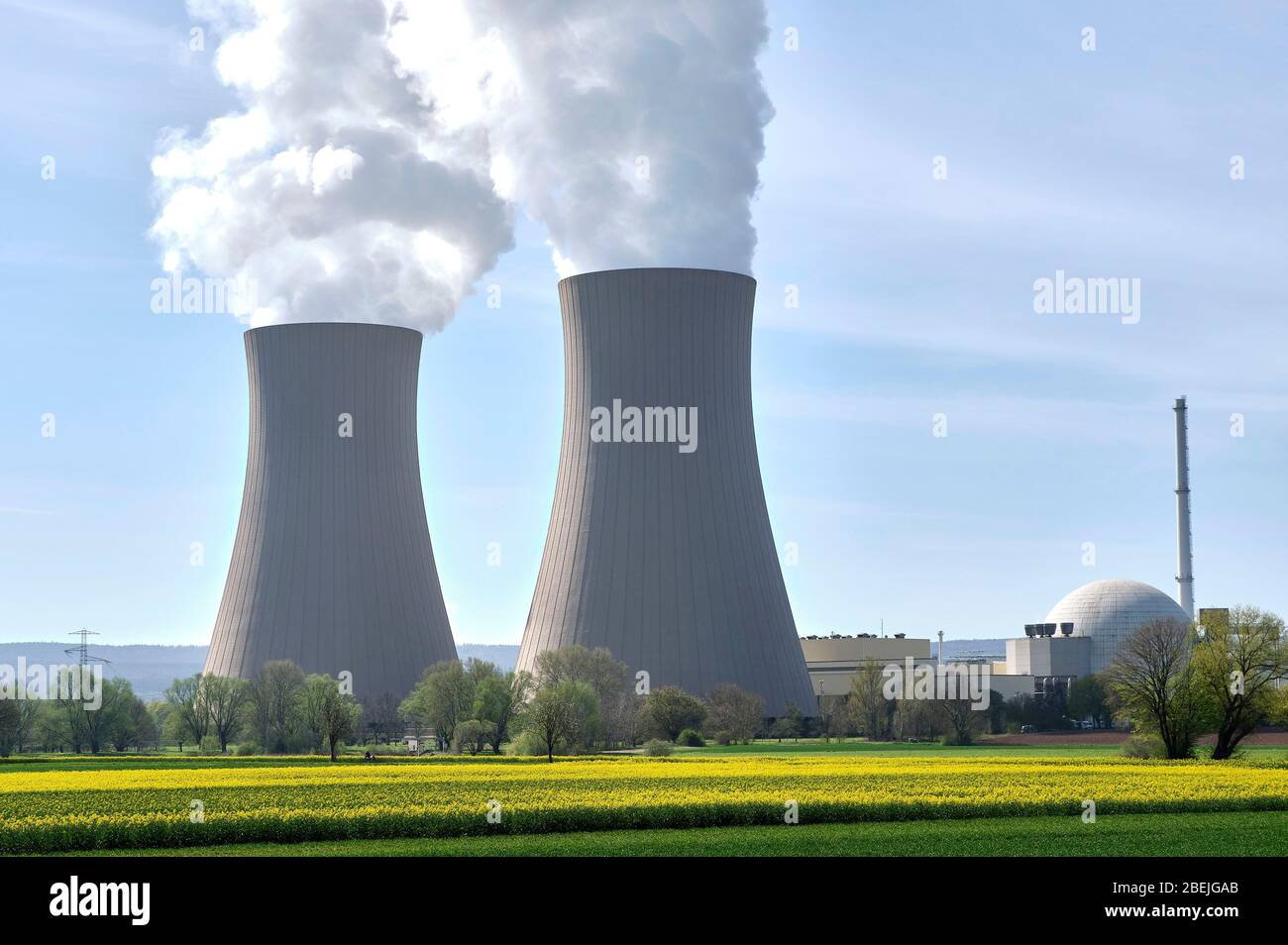 The Grohnde nuclear power plant in the Lower Saxony municipality of Emmerthal. Grohnde, April 10th, 2020 | usage worldwide Stock Photo
