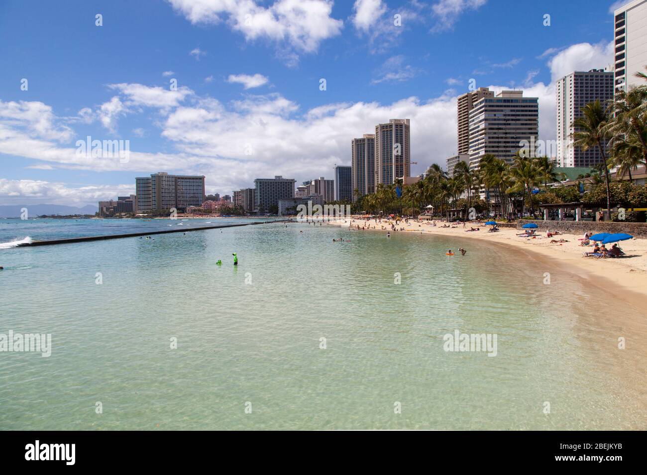 Waikiki beach pier hi-res stock photography and images - Alamy
