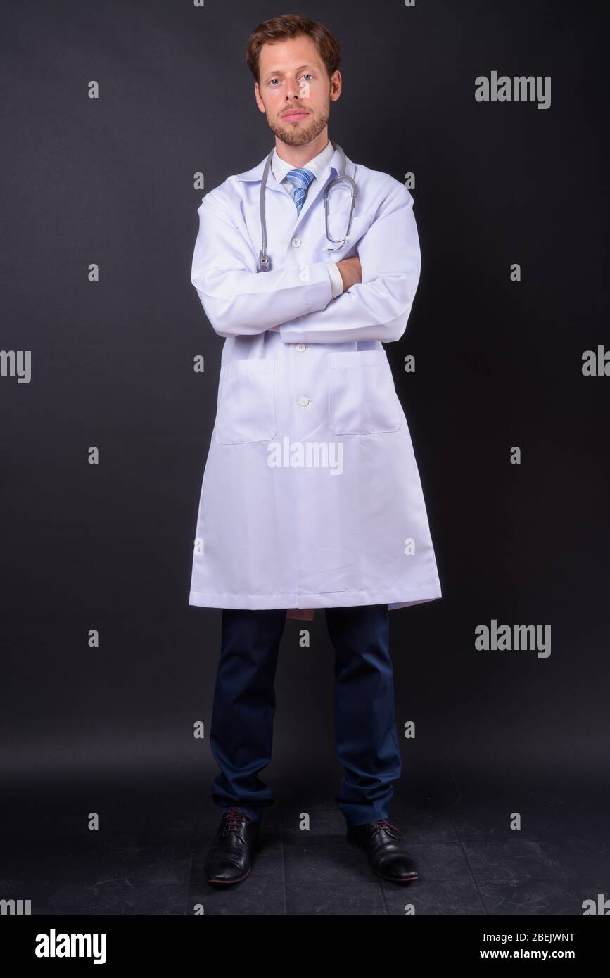 Man doctor hi-res stock photography and images - Alamy