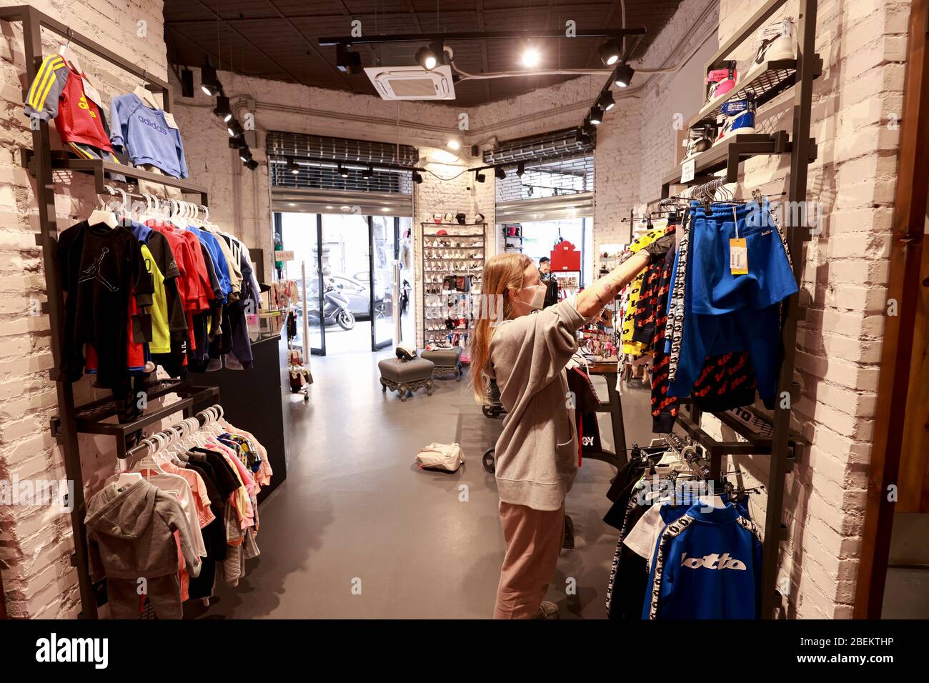 Adidas store napoli corso umberto shop