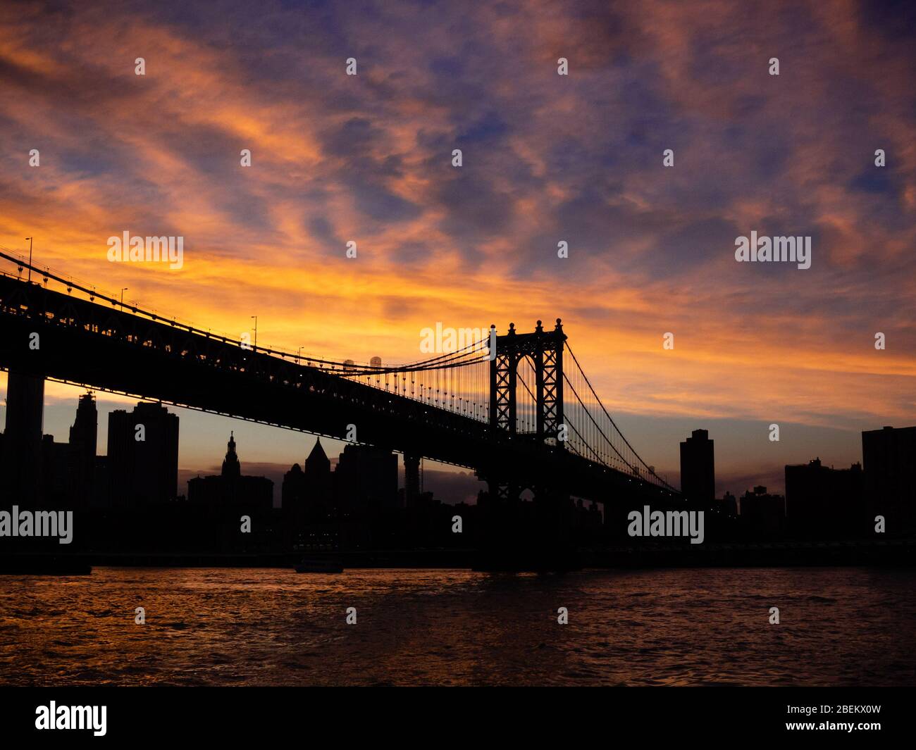 The Manhattan Bridge at Sunset Stock Photo - Alamy