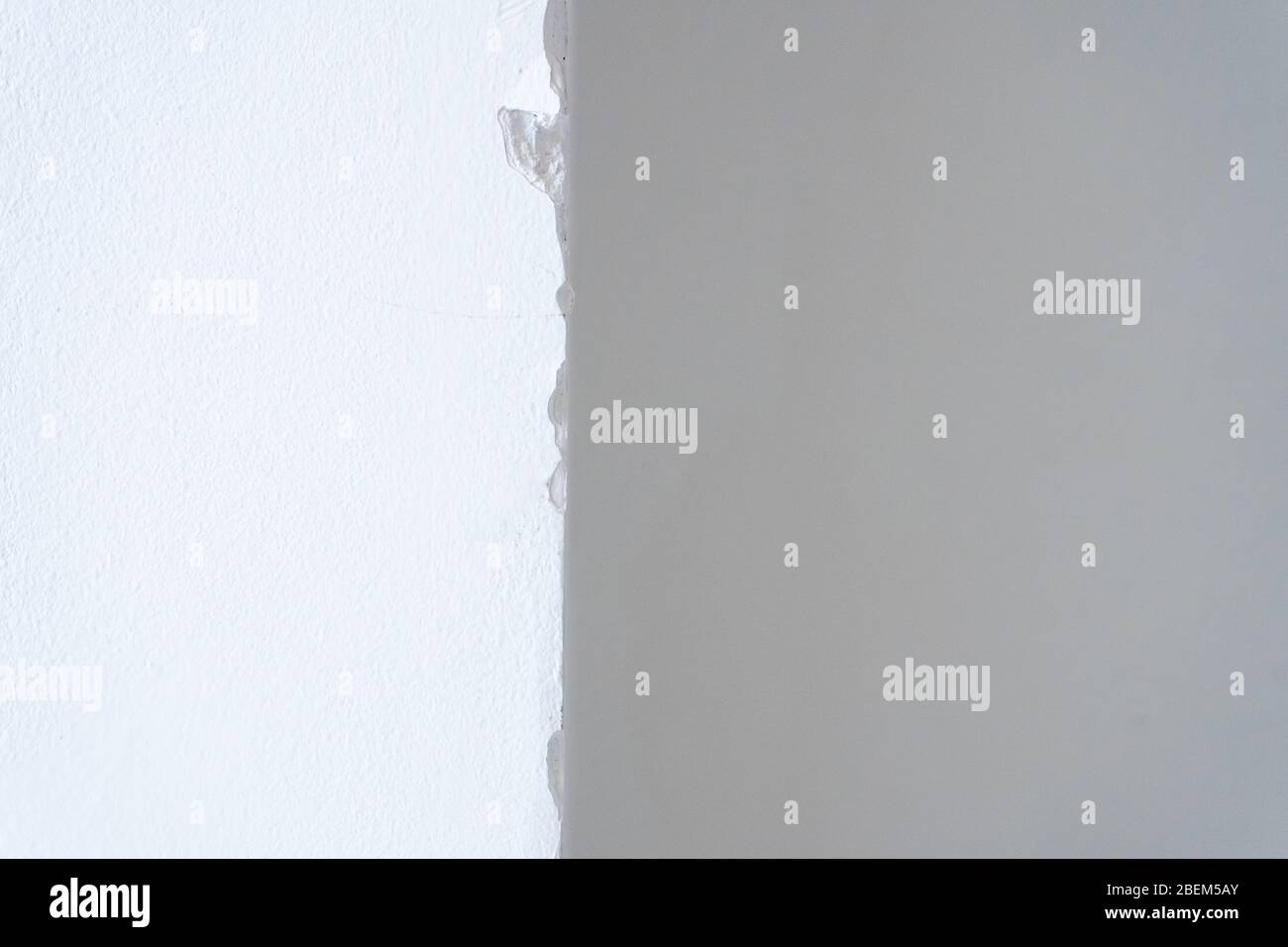 The corner of the wall is chipped plaster. Repair needed Stock Photo Alamy