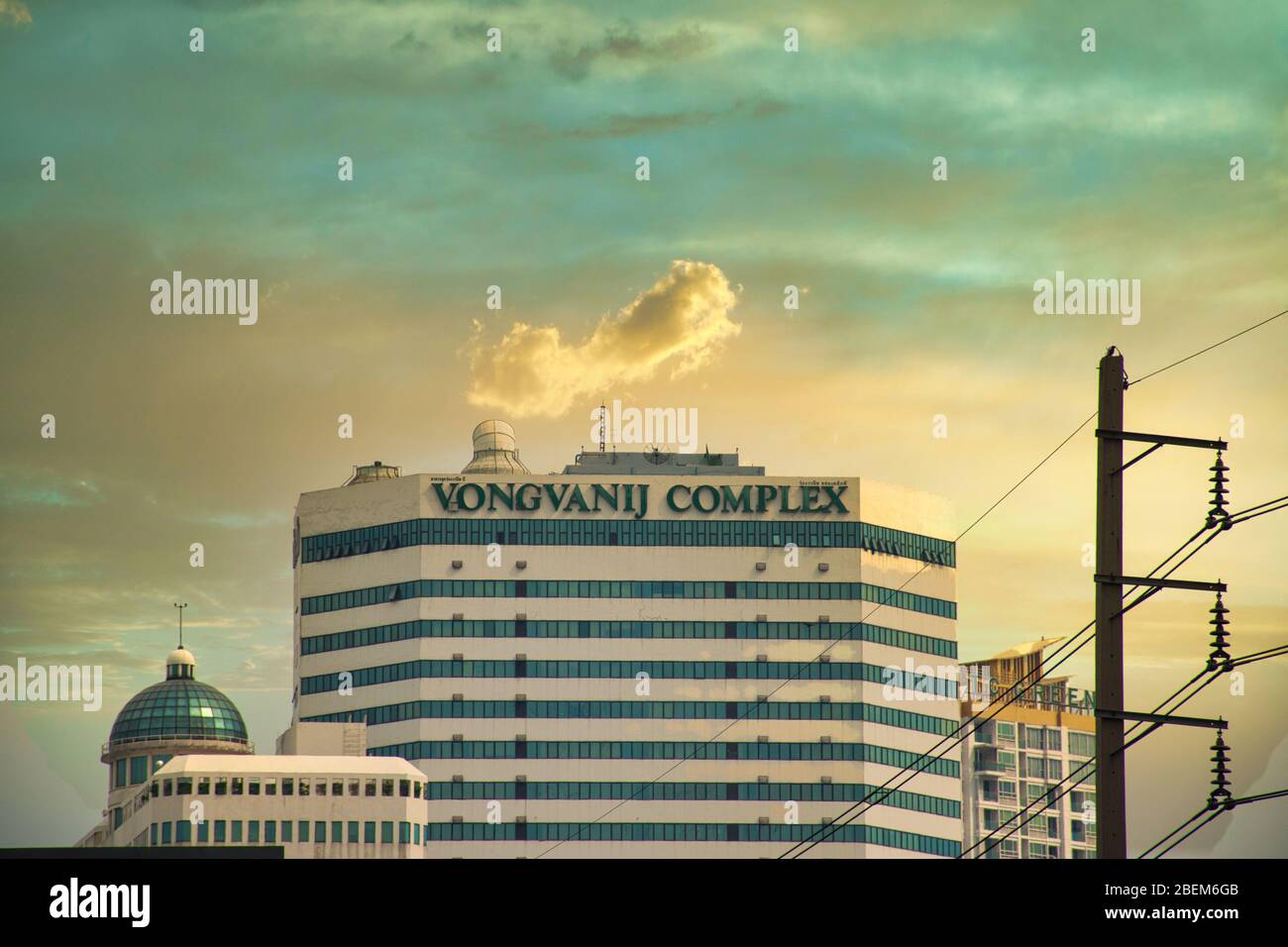 Bangkok, Thailand 04.12.2020: View of the Vongvanij Complex Building or Vongvanit Building during sunset Stock Photo