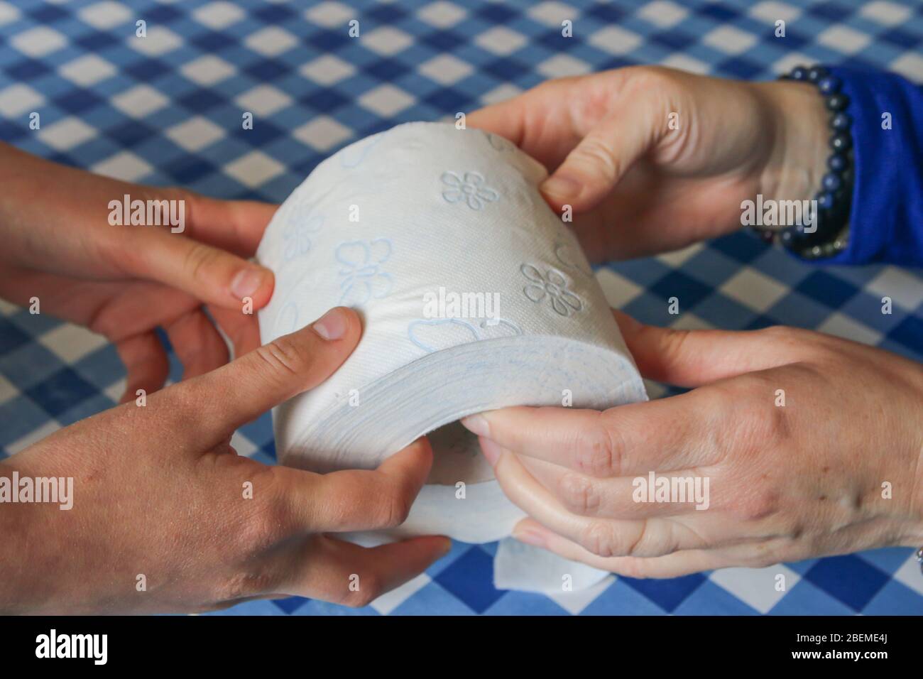 Tissue Fight Kids hands with tissue paper hi-res stock photography and images - Alamy