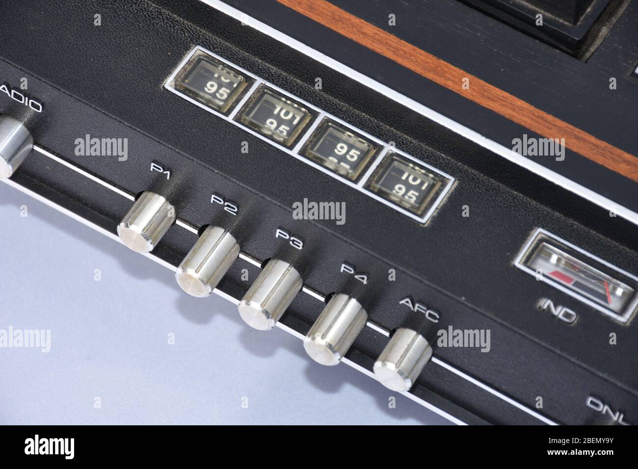 Luxor, Dirigent 2200, Dirigent, 2200, Typ 3833, Stereoanlage,  Kompaktanlage, HiFi, Stereo, Speichertasten, Radio, Stationsspeicher, UKW,  Frequenz, Ska Stock Photo - Alamy