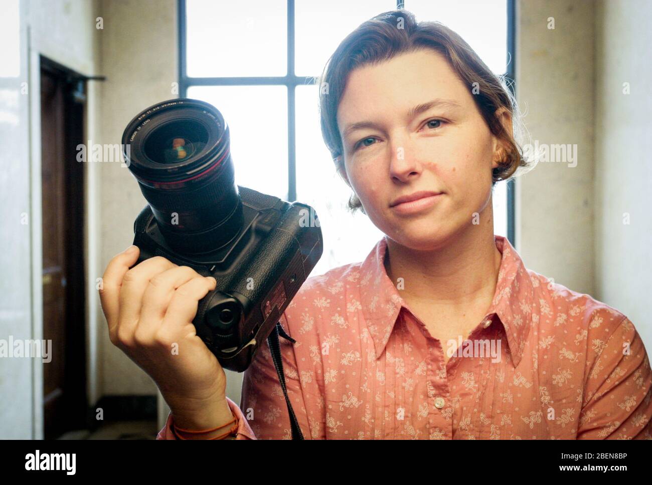 Photojournalist Stephanie Sinclair in Chicago, 2004. Stock Photo