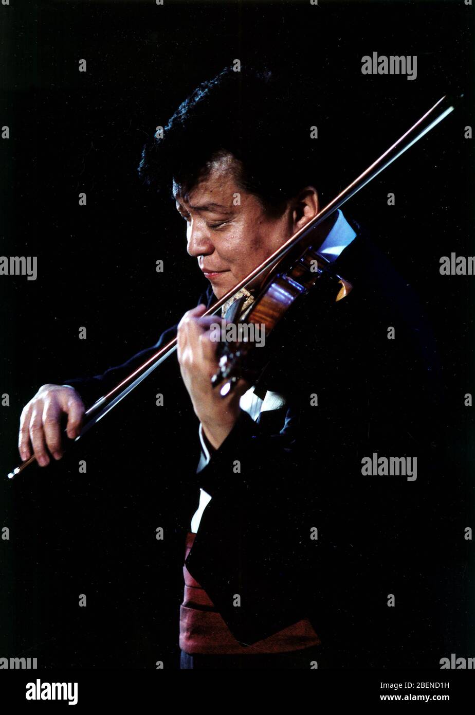 Famous violin player Sheng China Stock Photo Alamy