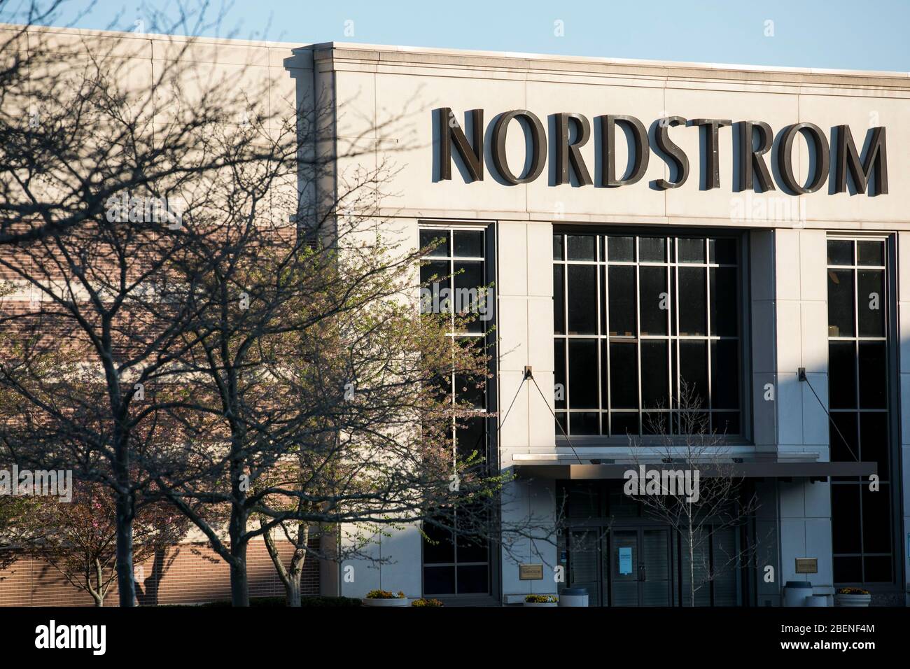 Nordstrom shopping hires stock photography and images Alamy