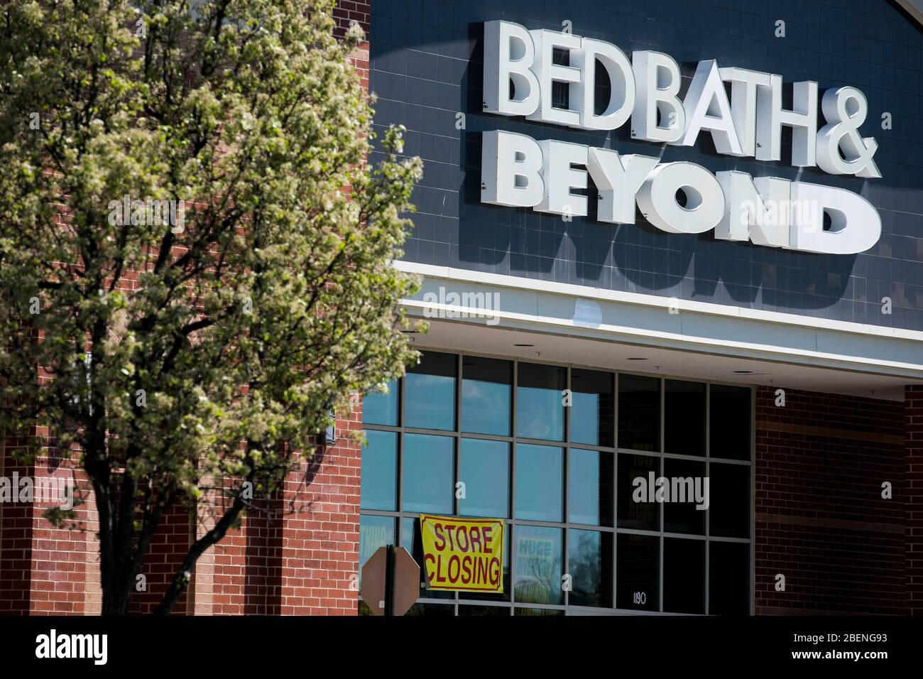 Bed bath beyond closing hires stock photography and images Alamy