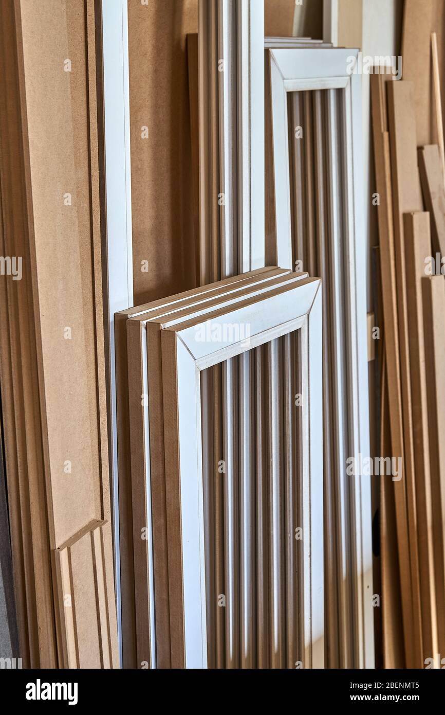 Mdf cupboard doors hires stock photography and images Alamy