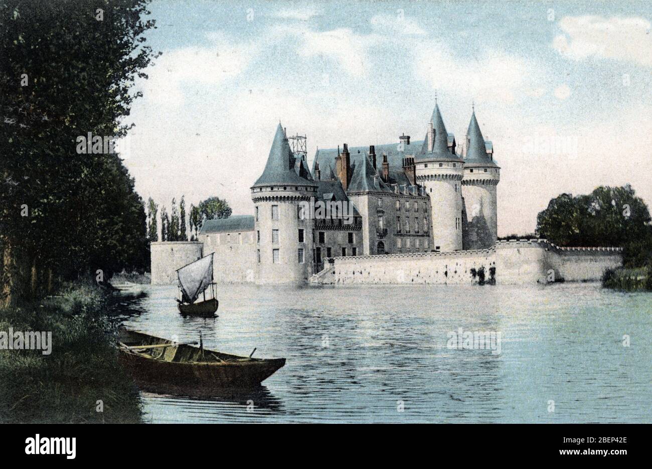 Vue Du Chateau Feodal De Sully Sur Loire Sully Dans Le Loiret Carte Postale 1910 Collection Privee Stock Photo Alamy Vue Du Chateau Feodal De Sully Sur Loire Sully Dans Le Loiret Carte Postale 1910 Collection Privee Stock Photo Alamy