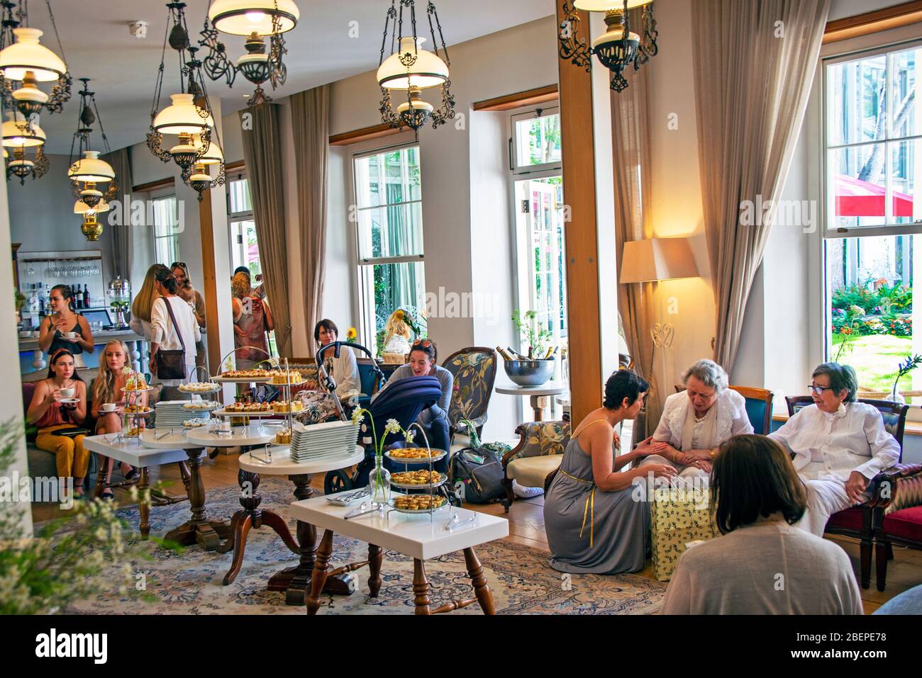 Afternoon tea is enjoyed in an upmarket hotel in Stellenbosch by
