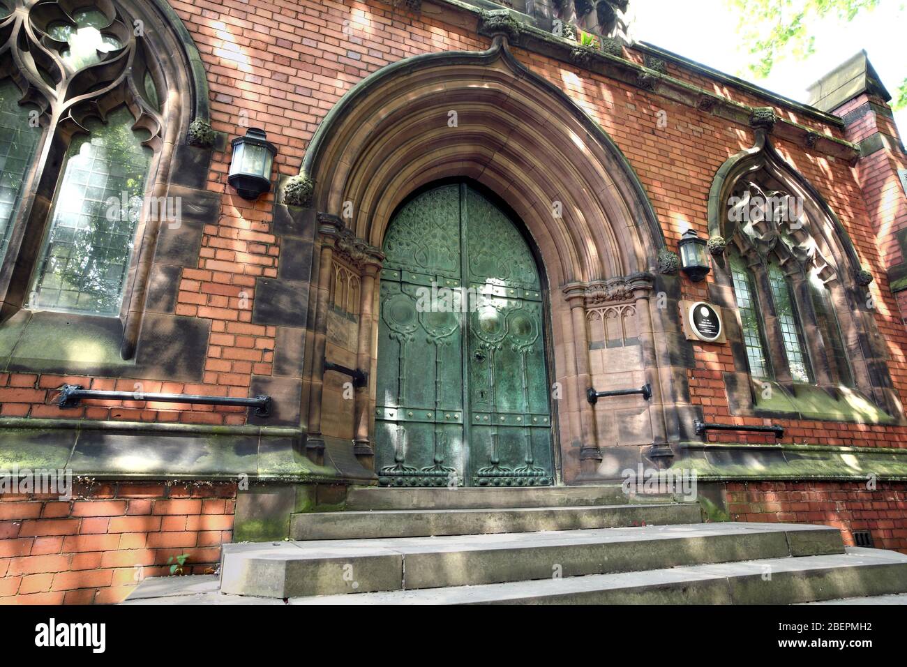 Unitarian Church, Ullet Road, Liverpool. Copper doors with Art Nouveau design by Richard Llewellyn Rathbone. 1896-9. Stock Photo