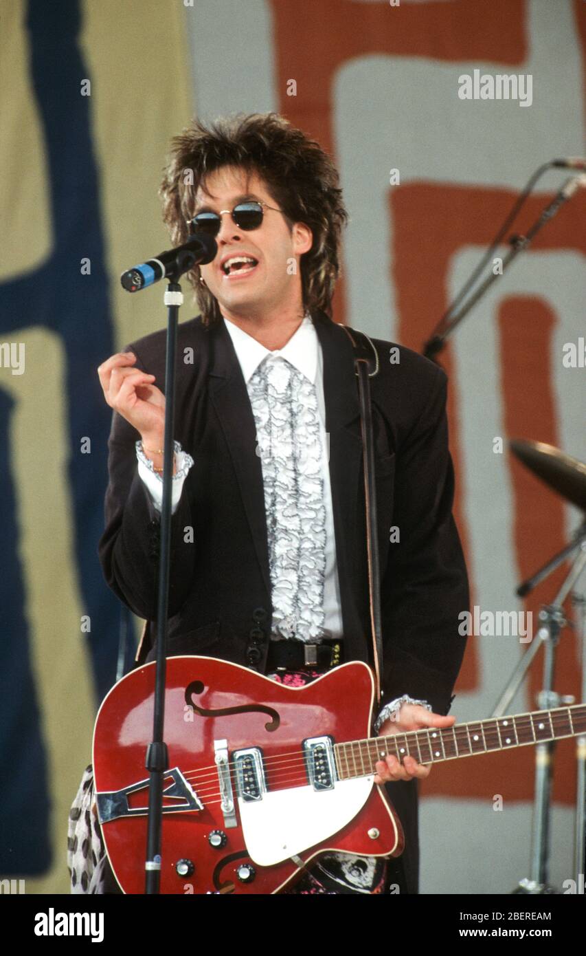 Pop singer Per Gessle from the band Roxette  performing at the European special Olympics, Hampden Park, Glasgow, Scotland 1990 Stock Photo