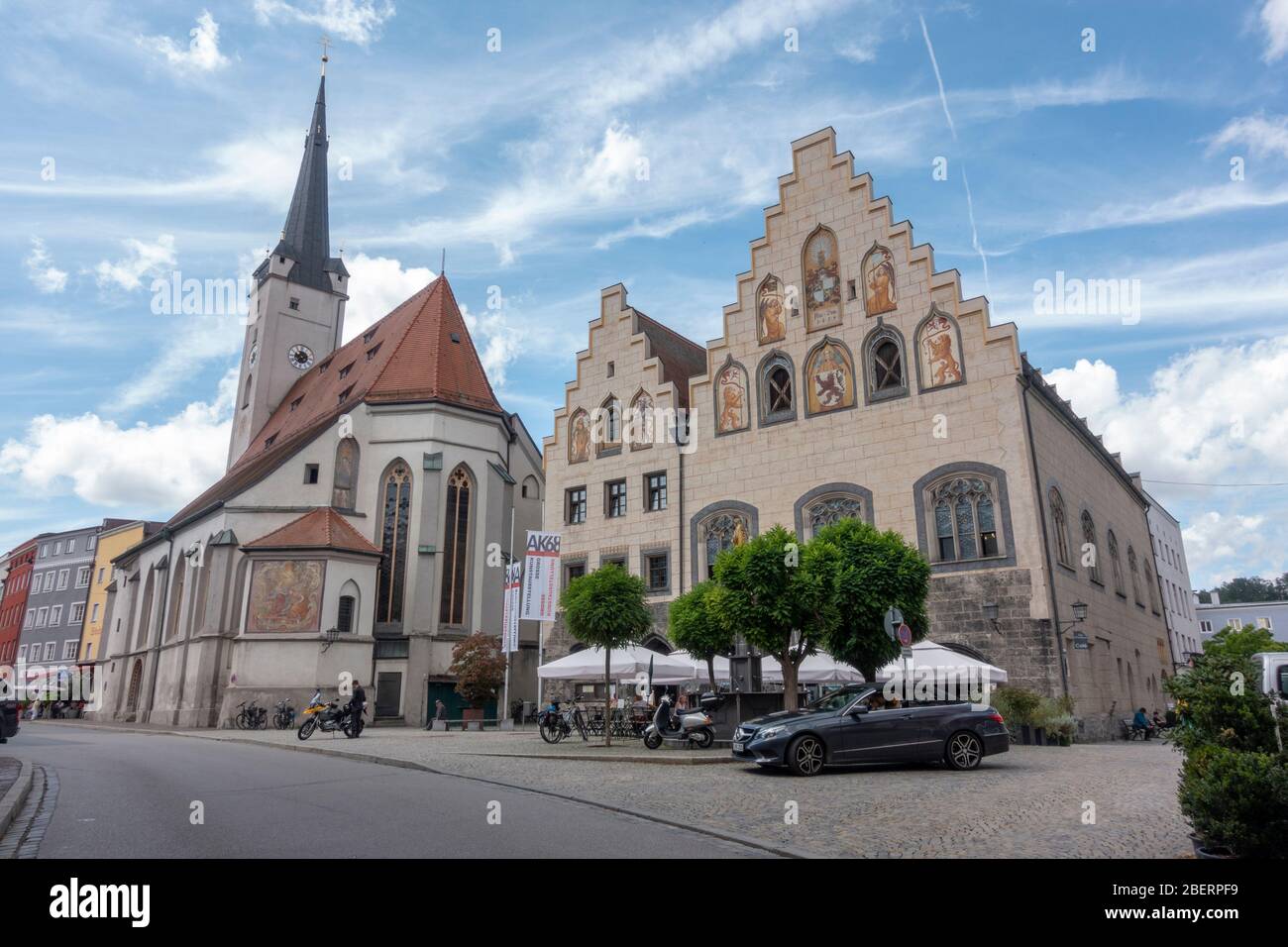 The Roman Catholic Church of Our Lady (Frauenkirche) and Old Town Hall (Historisches Rathaus) in Wasserburg, Bavaria, Germany. Stock Photo