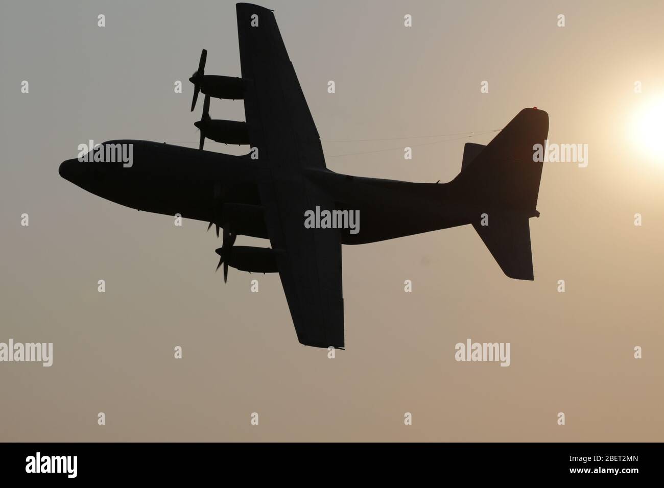 C130 silhouette Stock Photo - Alamy