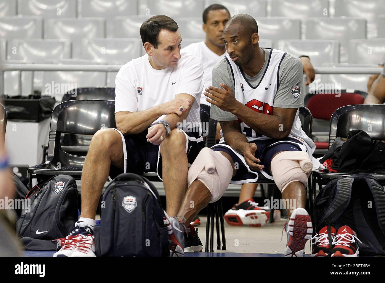 USA's coach Mike Krzyzewski (l) and Kobe Bryant during training   23,2012(ALTERPHOTOS/Acero) /*)  **CREDITO*OBLIGATORIO** *No* Stock Photo - Alamy