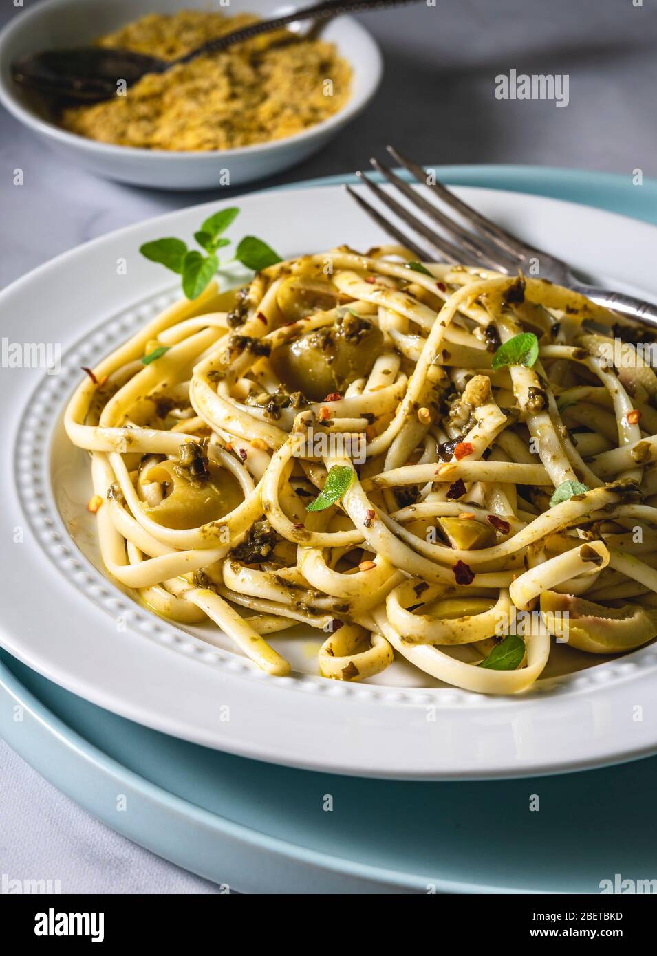 Nutritional yeast hires stock photography and images Alamy