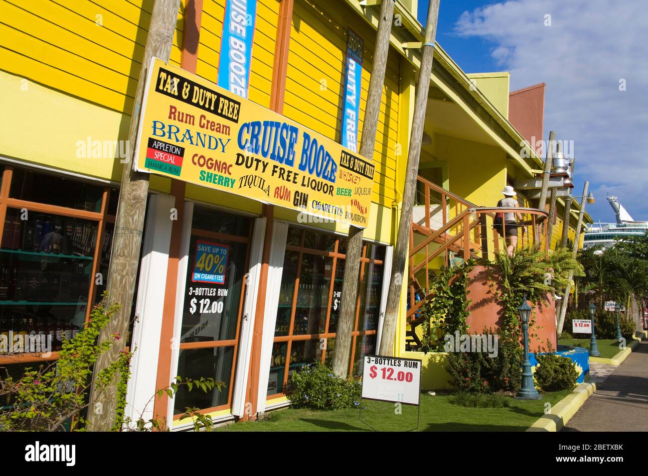 Stores on Cruise Ship Pier, Ocho Rios, St. Ann's Parish, Jamaica, Caribbean Stock Photo Alamy