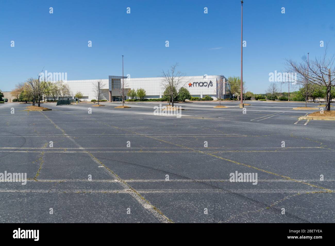 Kennesaw, GA / USA - 04/03/20: Macy's department store empty parking lots -  shut down and furloughed employees at Cobb county Town Center mall - econo  Stock Photo - Alamy