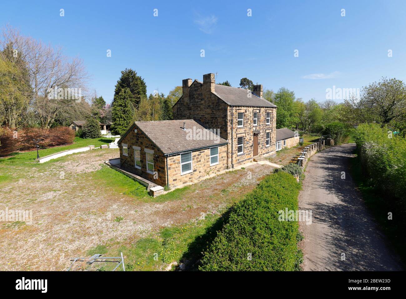 The Smithy is a 5 bedroom house on Jinny Moor Lane in Swillington,Leeds