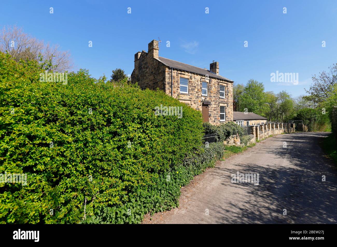The Smithy is a 5 bedroom house on Jinny Moor Lane in Swillington,Leeds