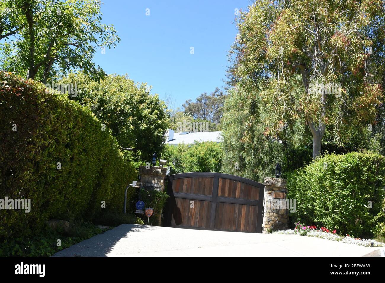 Beverly Hills, California, USA 15th April 2020 A general view of atmosphere of Jay Leno's home at 1151 Tower Drive in Beverly Hills, California, USA. Photo by Barry King/Alamy Stock Photo Stock Photo