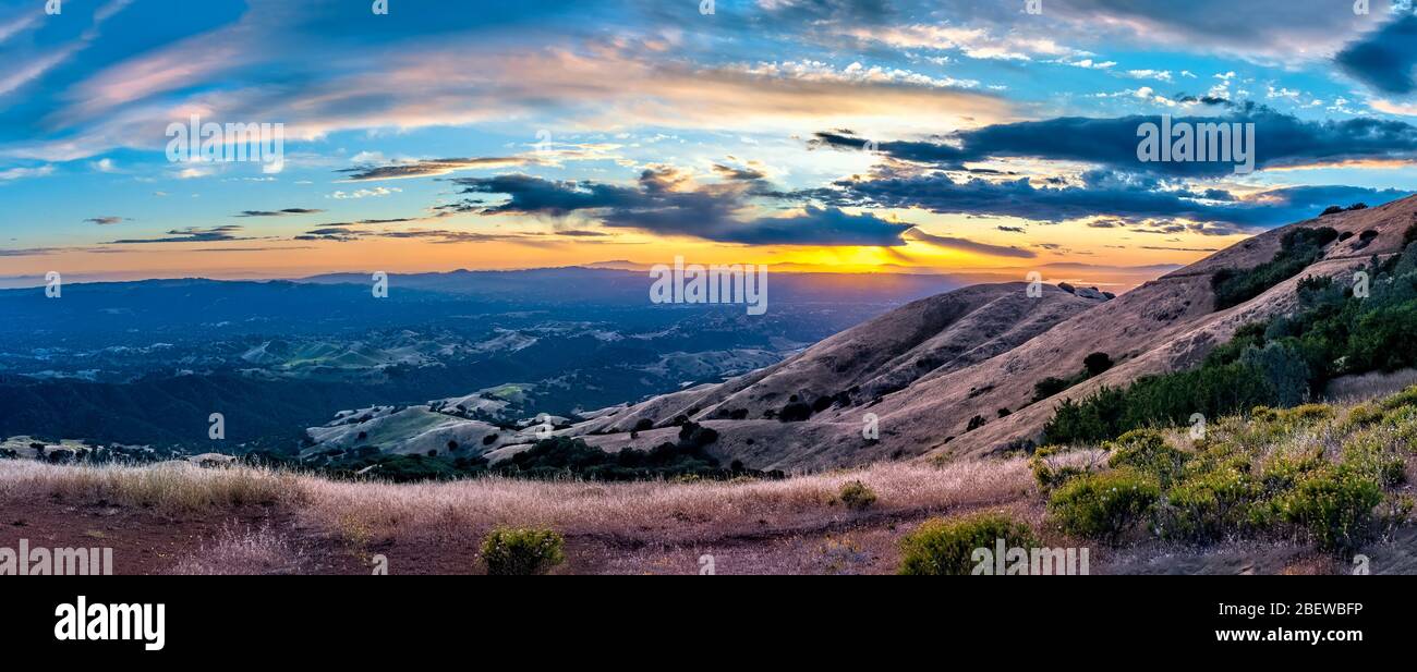 Aerial view mount diablo hires stock photography and images Alamy