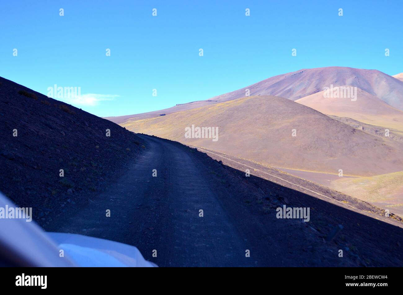 Road to the Socompa border crossing in the Salta highlands, Salta province, Argentina Stock Photo