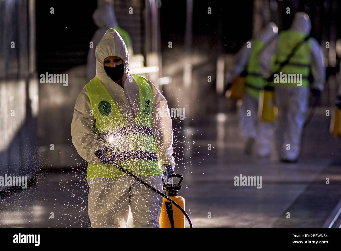 Buenos Aires, Federal Capital, Argentina. 15th Apr, 2020. The cleaning and disinfection protocols in trains, buses and public spaces, in the City of Buenos Aires, to counteract the Coronavirus Pandemic is essential, and now more so since the measure of Preventive and Compulsory Social Isolation runs until April 23 Credit: Roberto Almeida Aveledo/ZUMA Wire/Alamy Live News Stock Photo