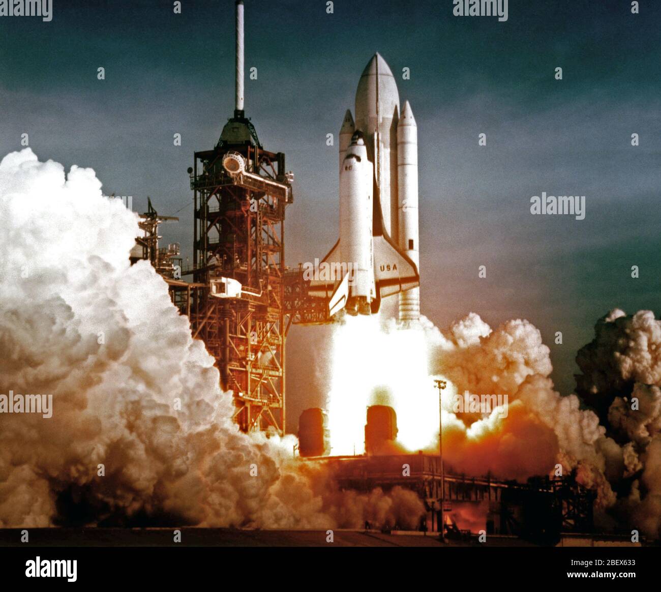 Shuttle at Night #1303 コロンビア Space Shuttle Columbia launched for the last time 20 years