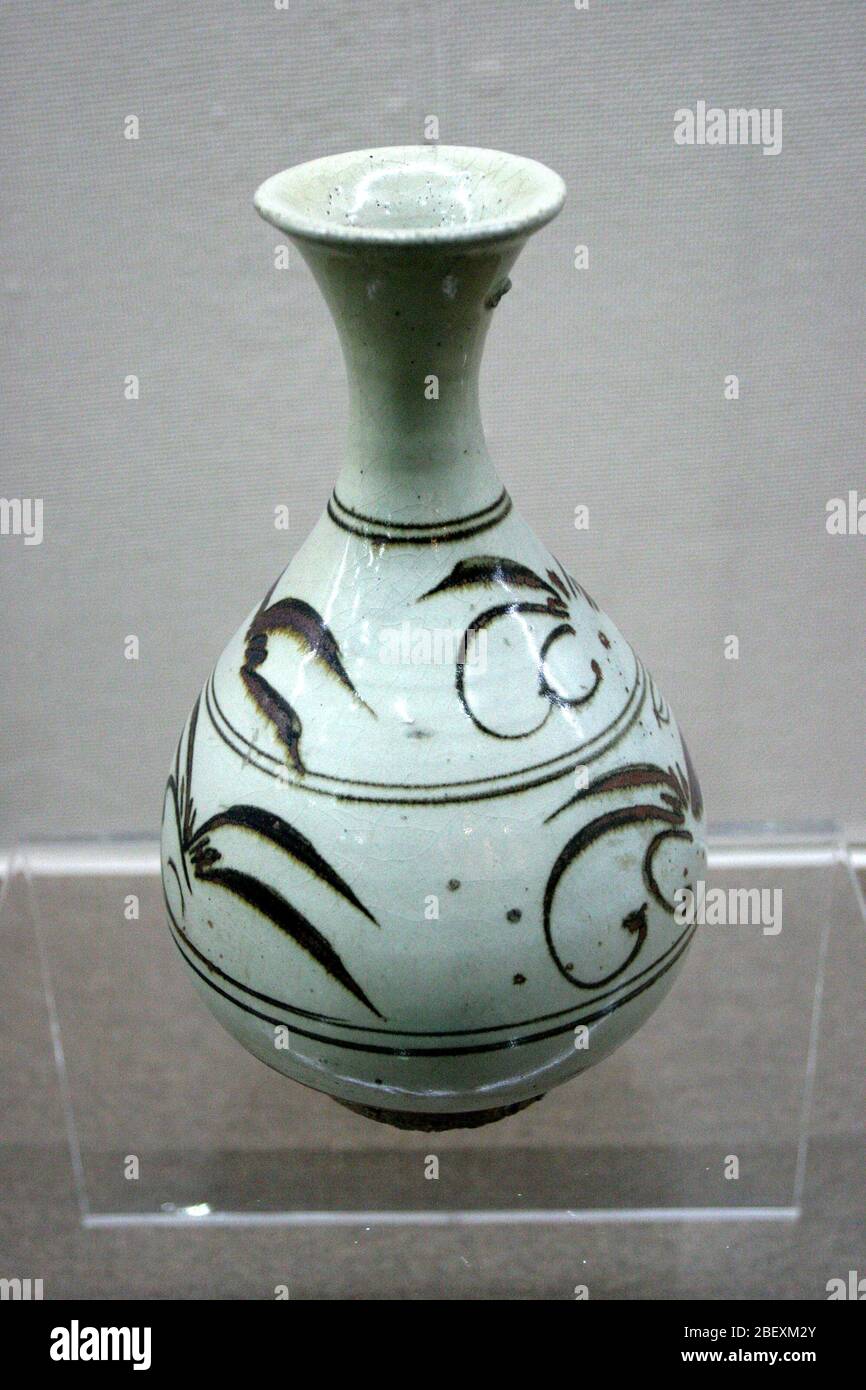 Spring glazed iron flower jade pot spring vase in Yuan Dynasty collected by  Kerqin Museum Tongliao City Inner Mongolia Stock Photo - Alamy