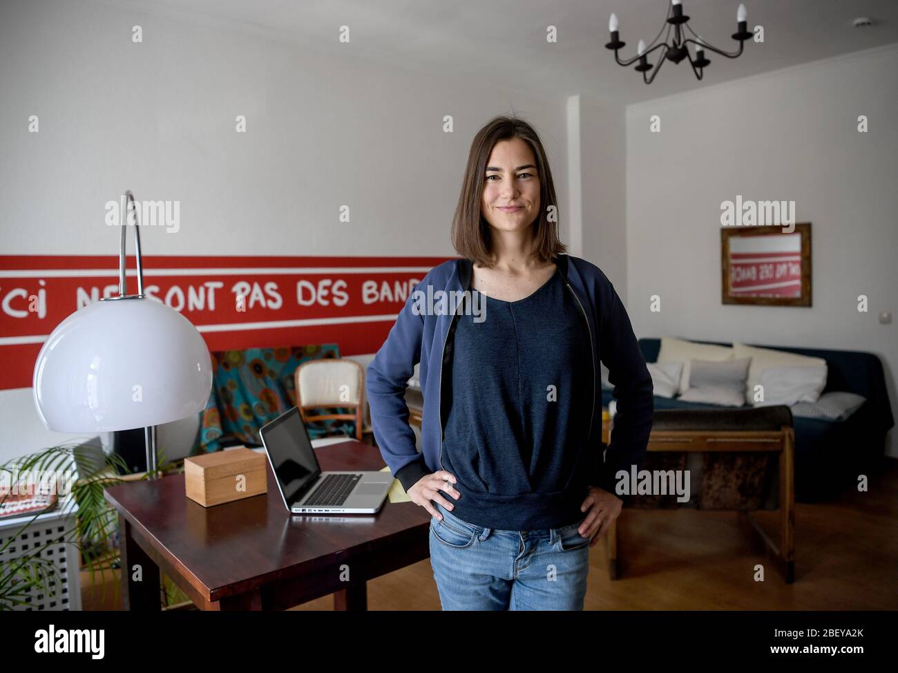 Nadine dubois hires stock photography and images Alamy