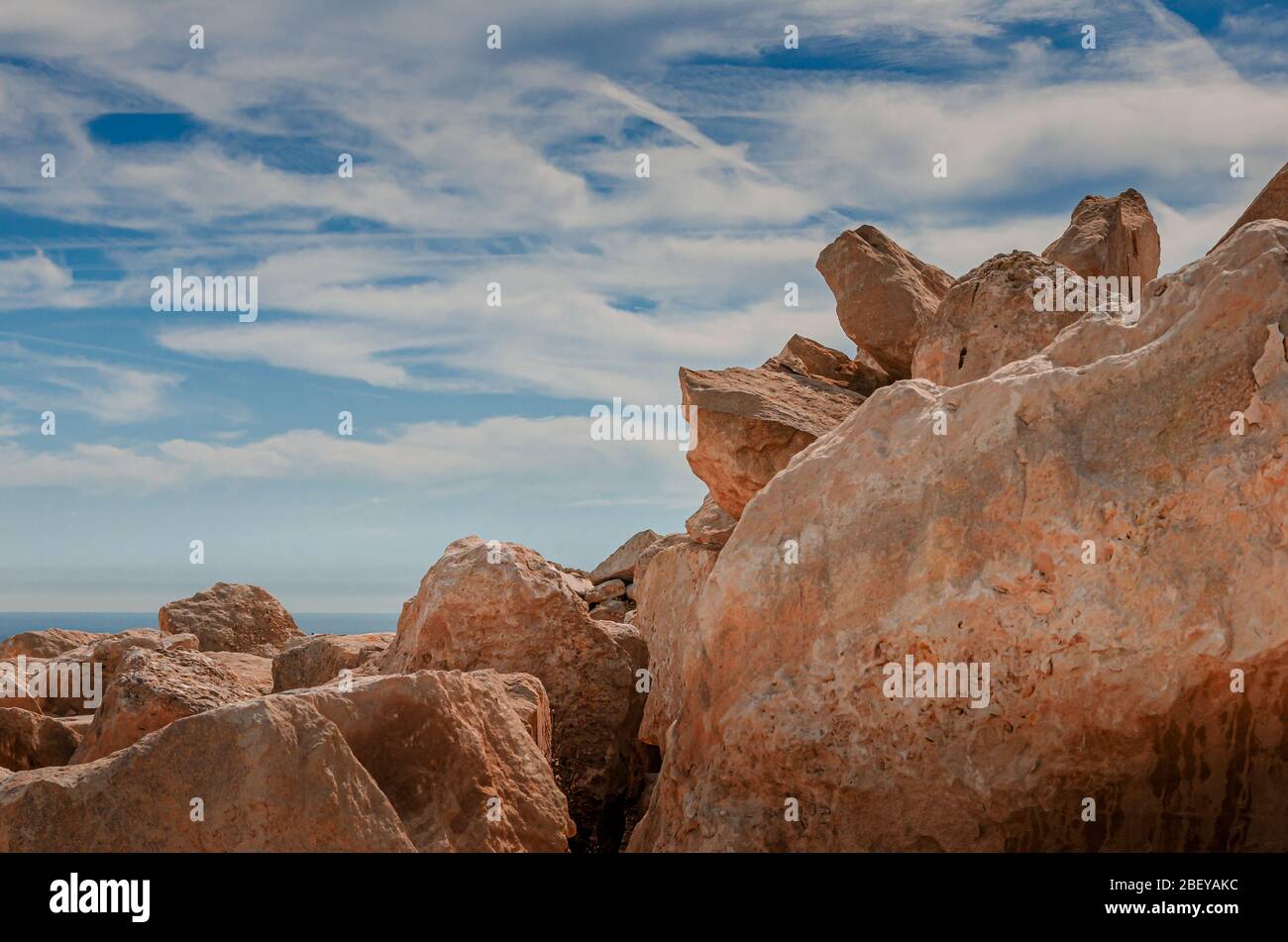 Portland stone texture hi-res stock photography and images - Alamy
