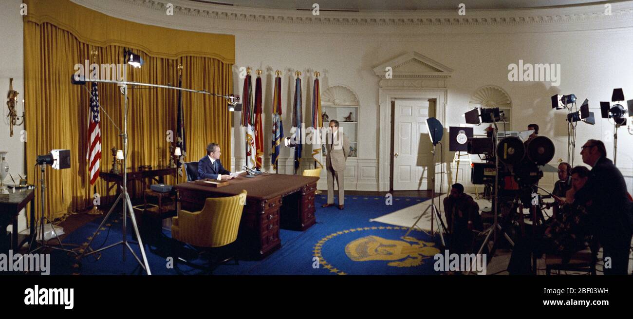 Panoramic shot of President Nixon preparing to deliver an Address to the Nation announcing the end of the Vietnam War from the Oval Office Stock Photo