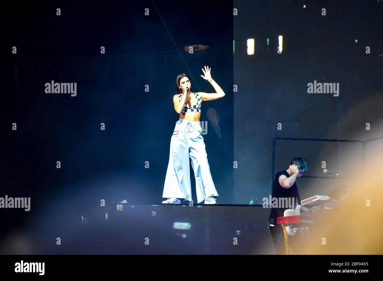 Dua lipa concert hires stock photography and images Alamy