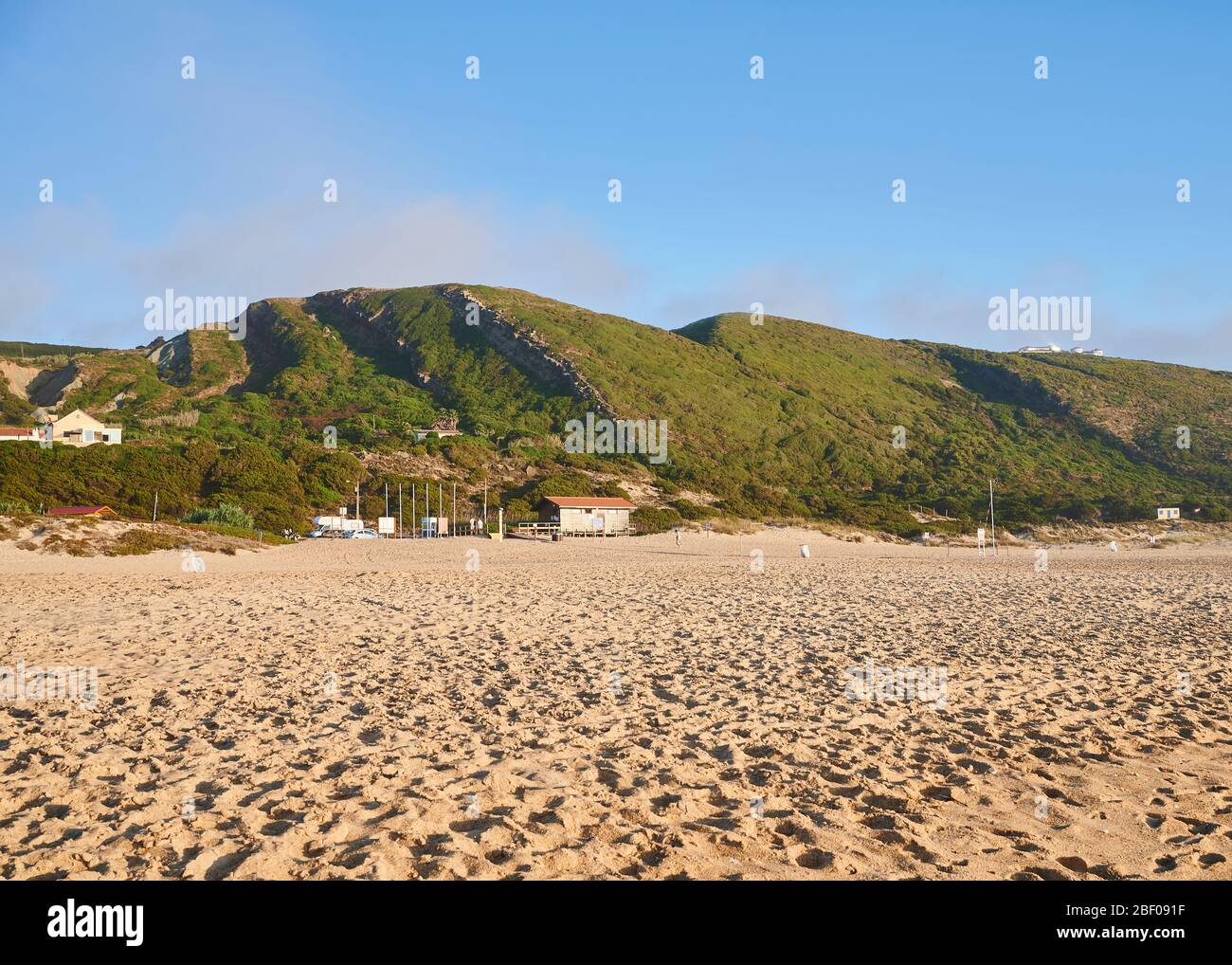 End The Afternoon At Praia Do Salgado In Famalicao Da Nazare Stock Photo Alamy
