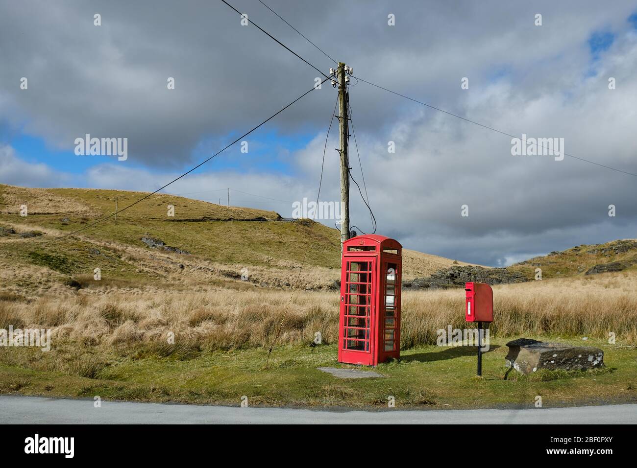 old rural telephone call box and letter box in the Cambrian Mountains of Mid Wales Stock Photo