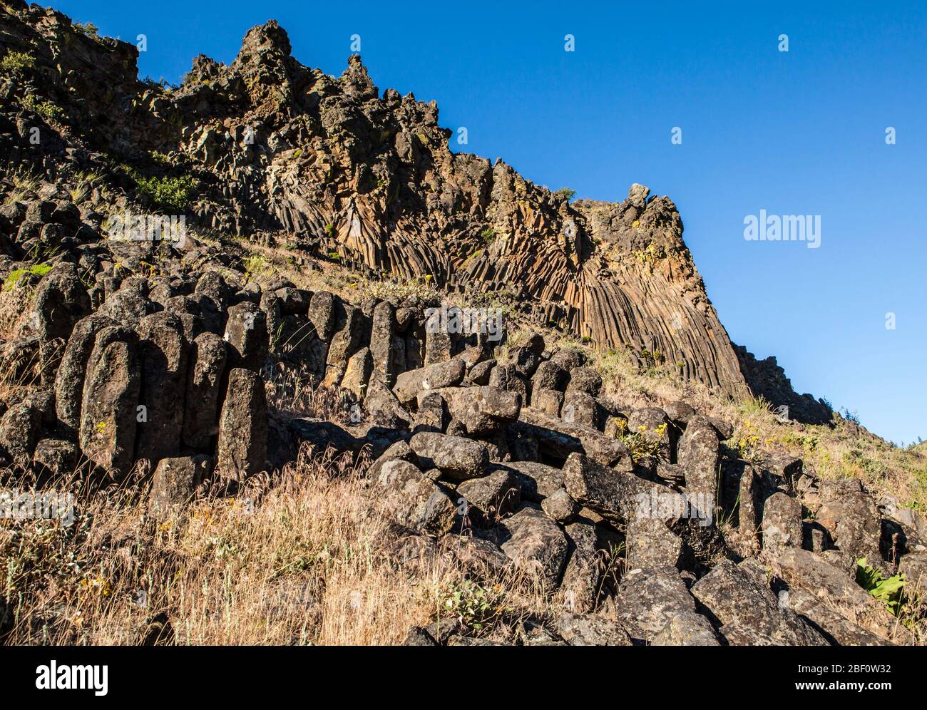 Cliff walls in the Tieton River Canyon in Eastern Washington, USA.Washington State, USA. Stock Photo