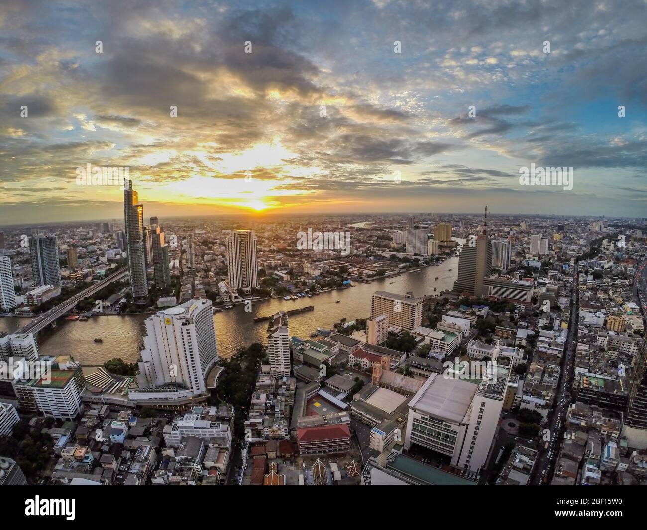 Panorama bangkok city twilight hi-res stock photography and images - Alamy