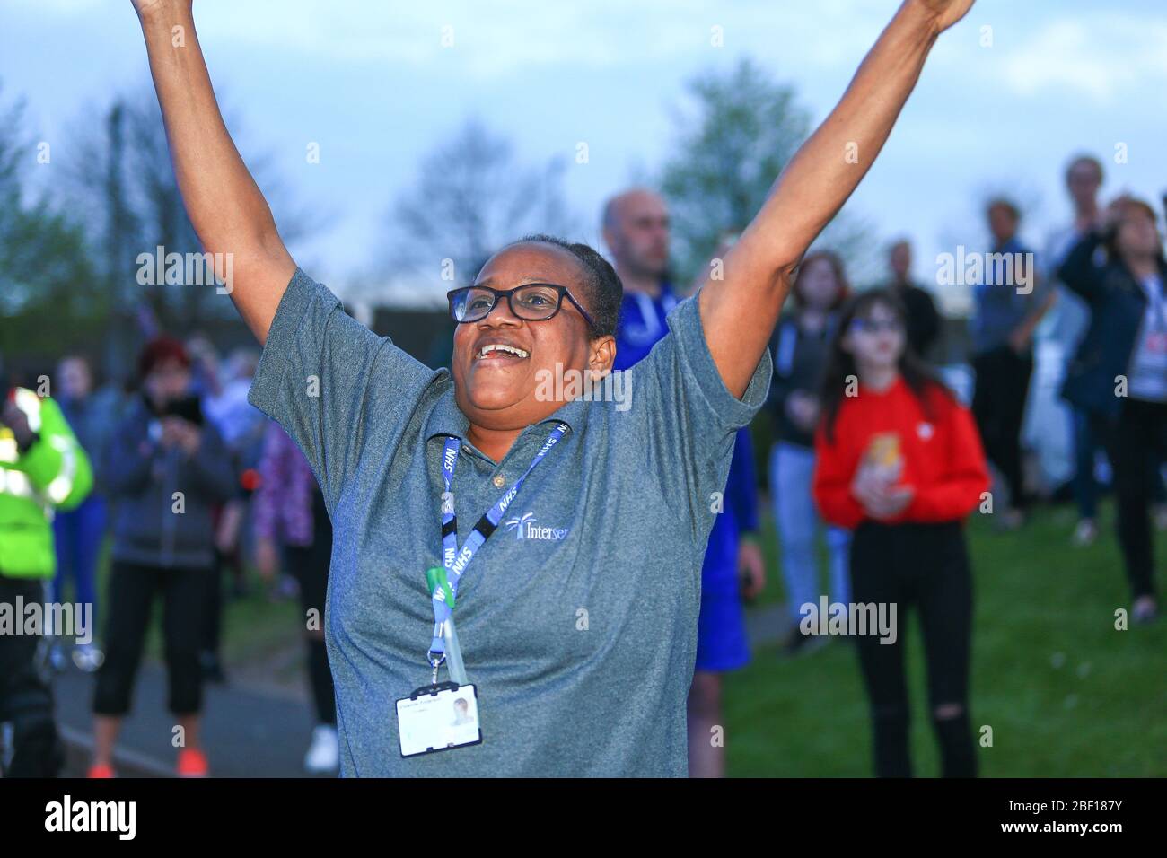 Dudley, West Midlands, UK. 16th Apr, 2020. Nurses and NHS staff were joined by public and emergency services at Russells Hall hospital in Dudley, West Midlands for the clap for carers and NHS frontline workers. Credit: Peter Lopeman/Alamy Live News Stock Photo