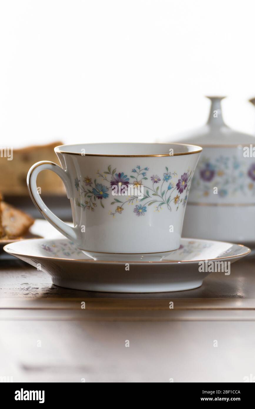 Ware Tea Cup Set Metal Service Silver Tray Interior Home Kitchen a  Beautiful Provence Style Porcelain Stock Photo - Image of clean, provence:  66311346