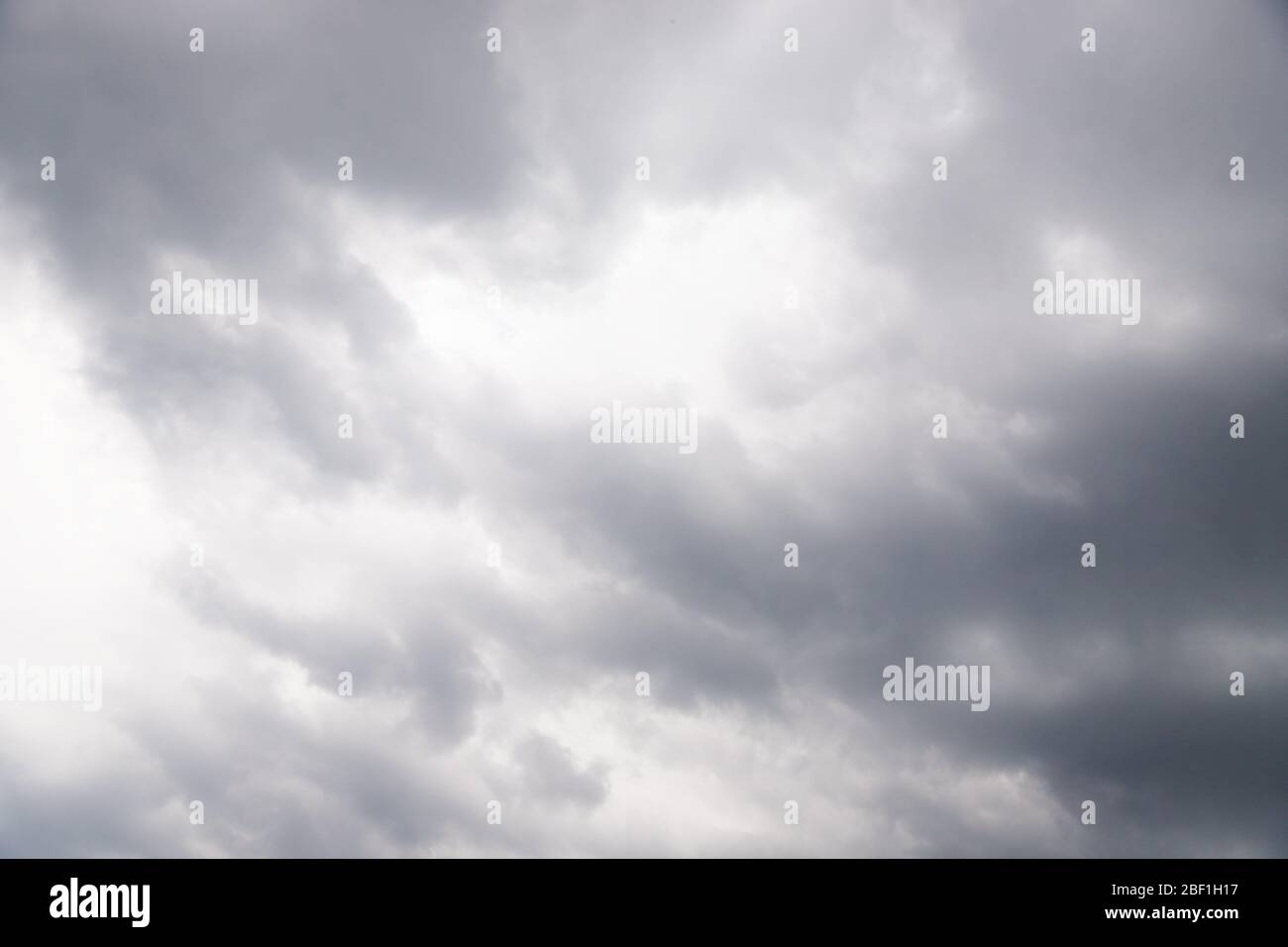 Dramatic gray and white clouds in the sky. Beautiful dark sky Stock ...