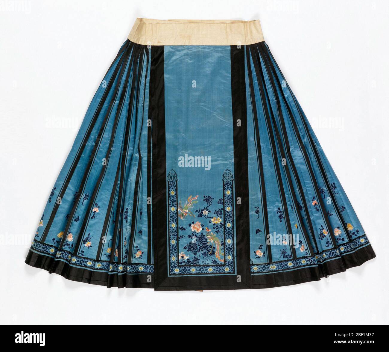 Maxi Skirt with Side Pockets Sewing Pattern