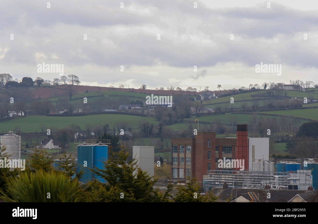 Buildings and silos at the 24/7 cheese processing plant of Glanbia Cheese in Magheralin, the largest cheese processing plant in Northern Ireland. Stock Photo