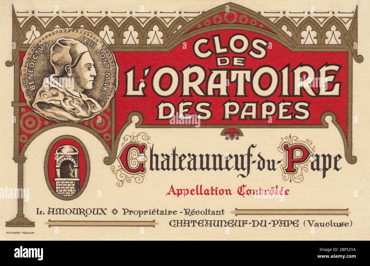 Unused vintage wine label from a Clos de l’Oratoire des Papes, Chateauneuf-du-Pape, France Stock Photo