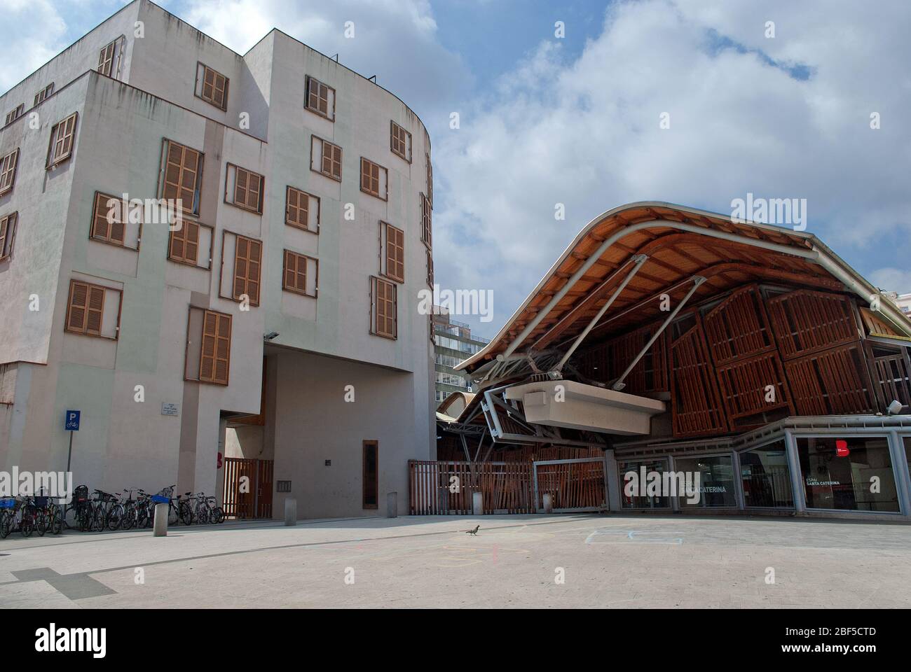 1990s Architecture Old & New Santa Caterina Market, Barri Gotic, Ciutat