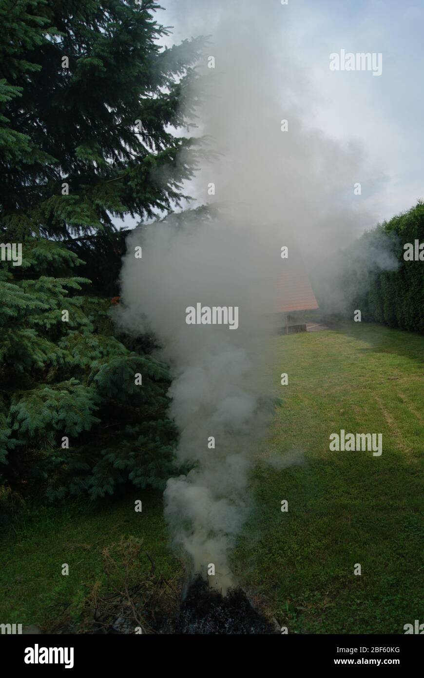 Feu De Bois High Resolution Stock Photography And Images Alamy