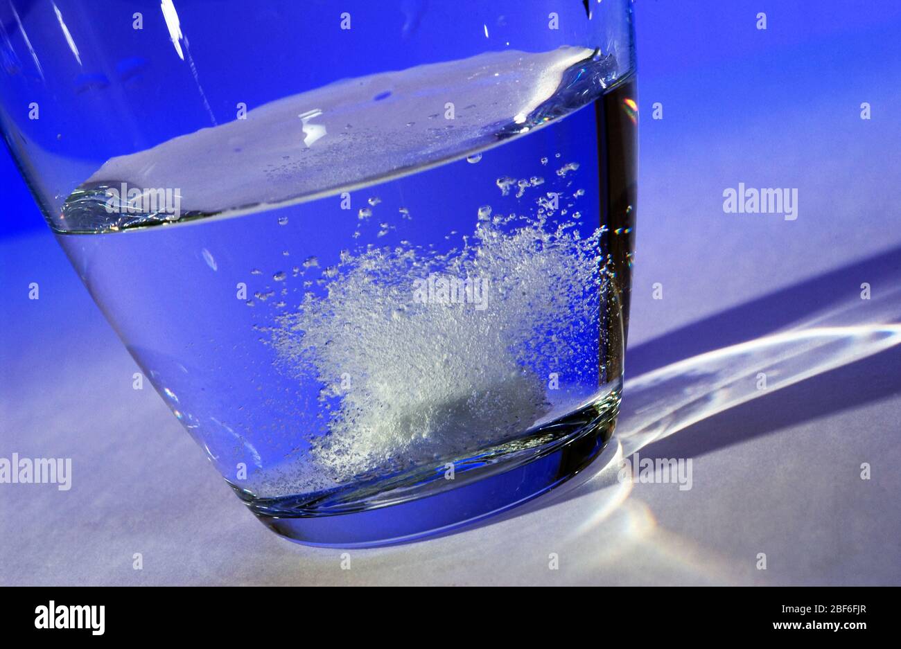 Glass water bubbling tablets hires stock photography and images Alamy