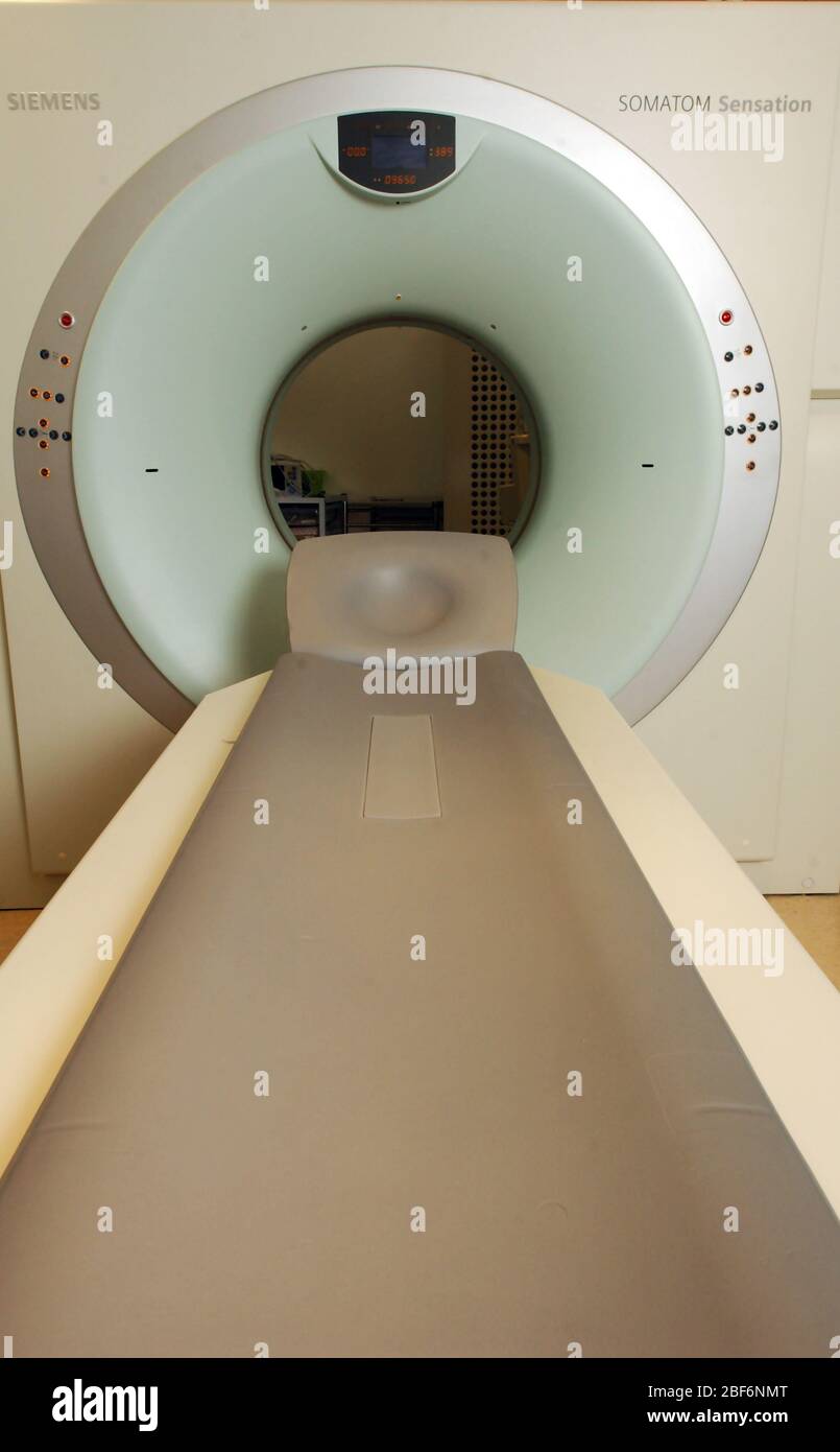 A Siemens CT scanner A computed tomography scanner which was developed by EMI, a UK company better known for its music and recording business. Introdu Stock Photo